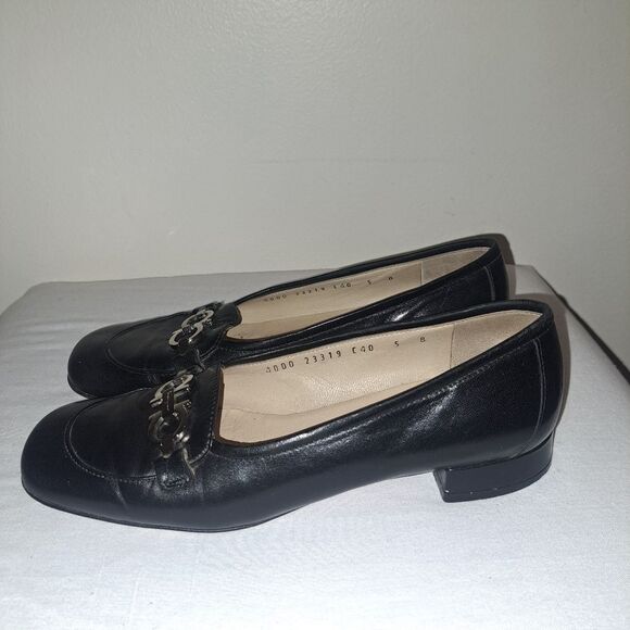 Salvatore Ferragamo Women's Black Loafers Size 5‎ - Picture 2 of 11